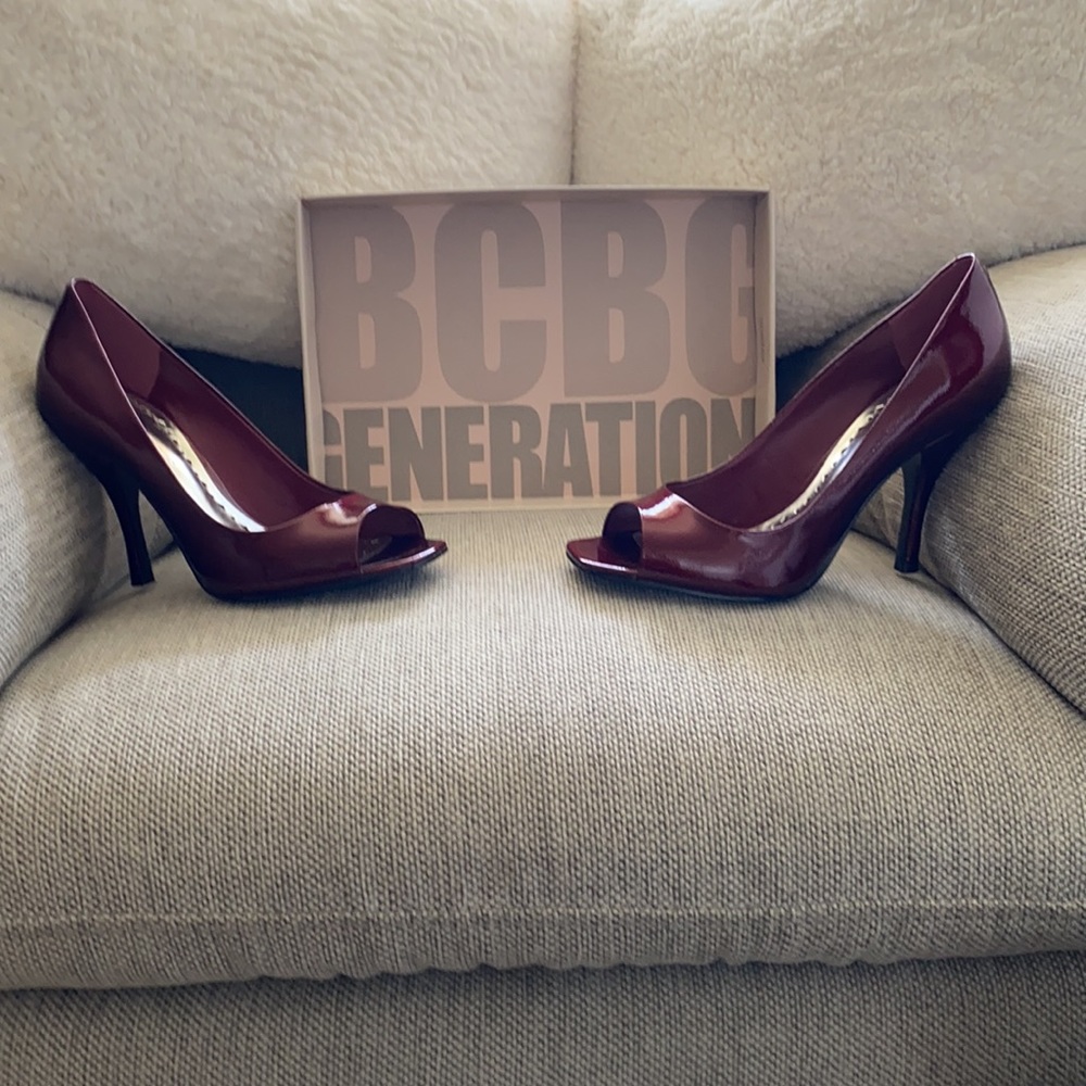 BCBG RUBY RED HEELS - Picture 3 of 5